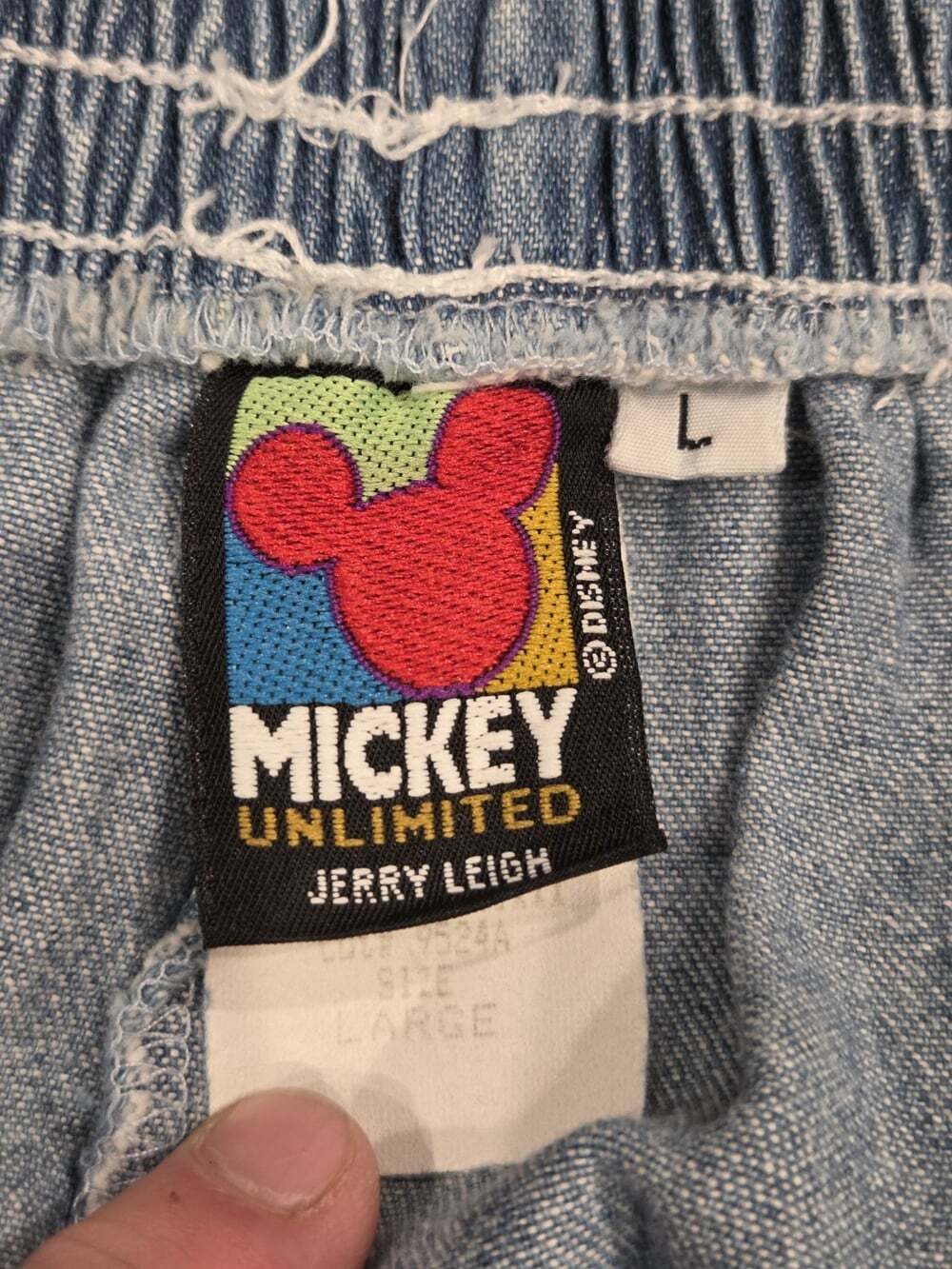 Vintage 90s Mickey Unlimited Disney Denim Shorts NWT World Travel Fits S/M - Picture 7 of 15